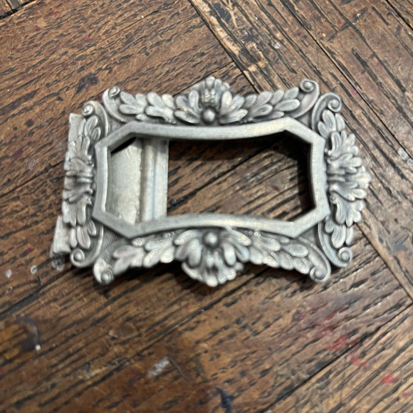 VINTAGE FINE PEWTER FLORAL BELT BUCKLE MARKED